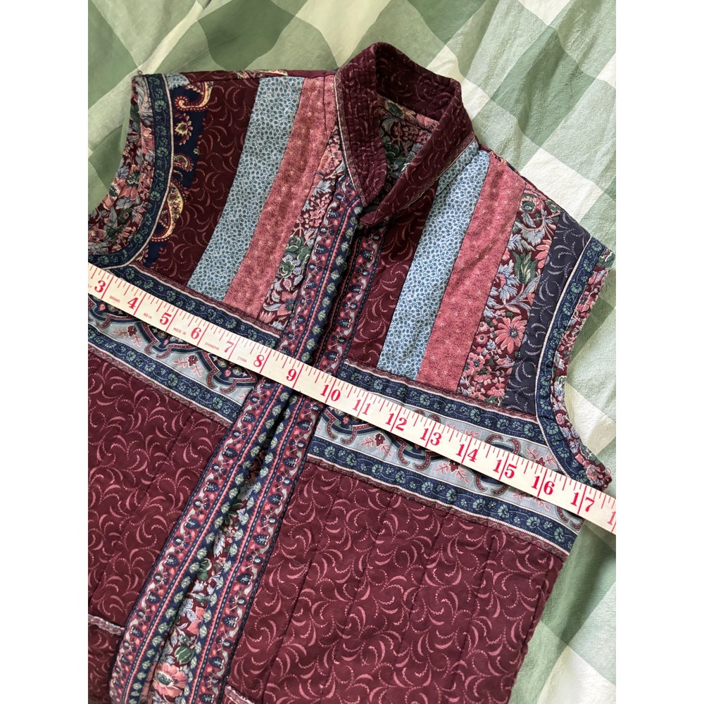 Vintage Suttles and Seawinds Quilted Patchwork Vest Burgundy Floral Boho Canada - Picture 8 of 9